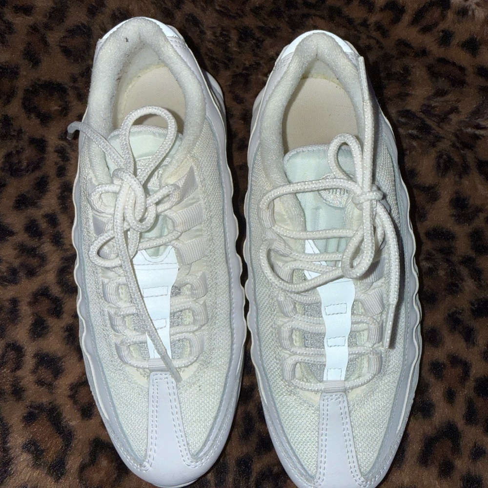 Nike Women's Off-White Sneakers